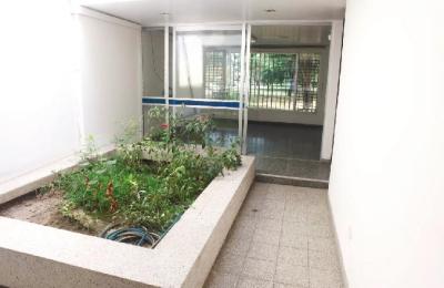 ALQUILER DE CASA DE 2 PISOS EN LOS SAUCES - SANTA VICTORIA